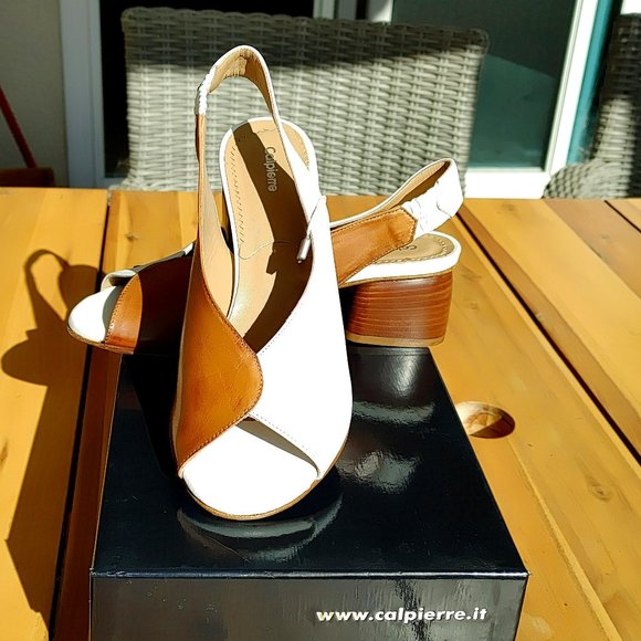 NIB Calpierre Italian Color Block Tan/White Slingback Pump Sandals. 37, 7 - Picture 2 of 7